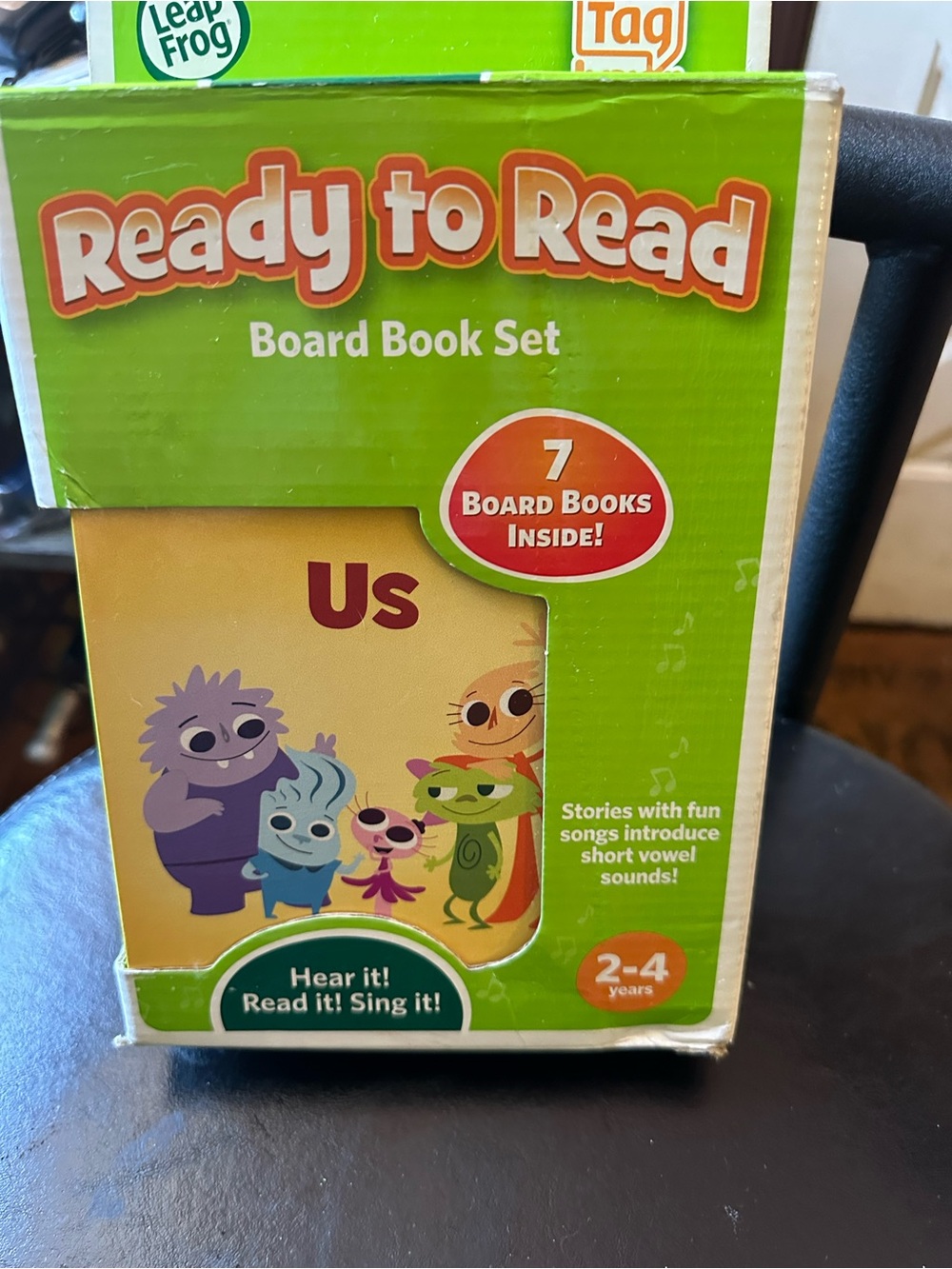 LeapFrog Tag / LeapReader Junior Ready to Read Board Book Set (7 Books - No Pen)